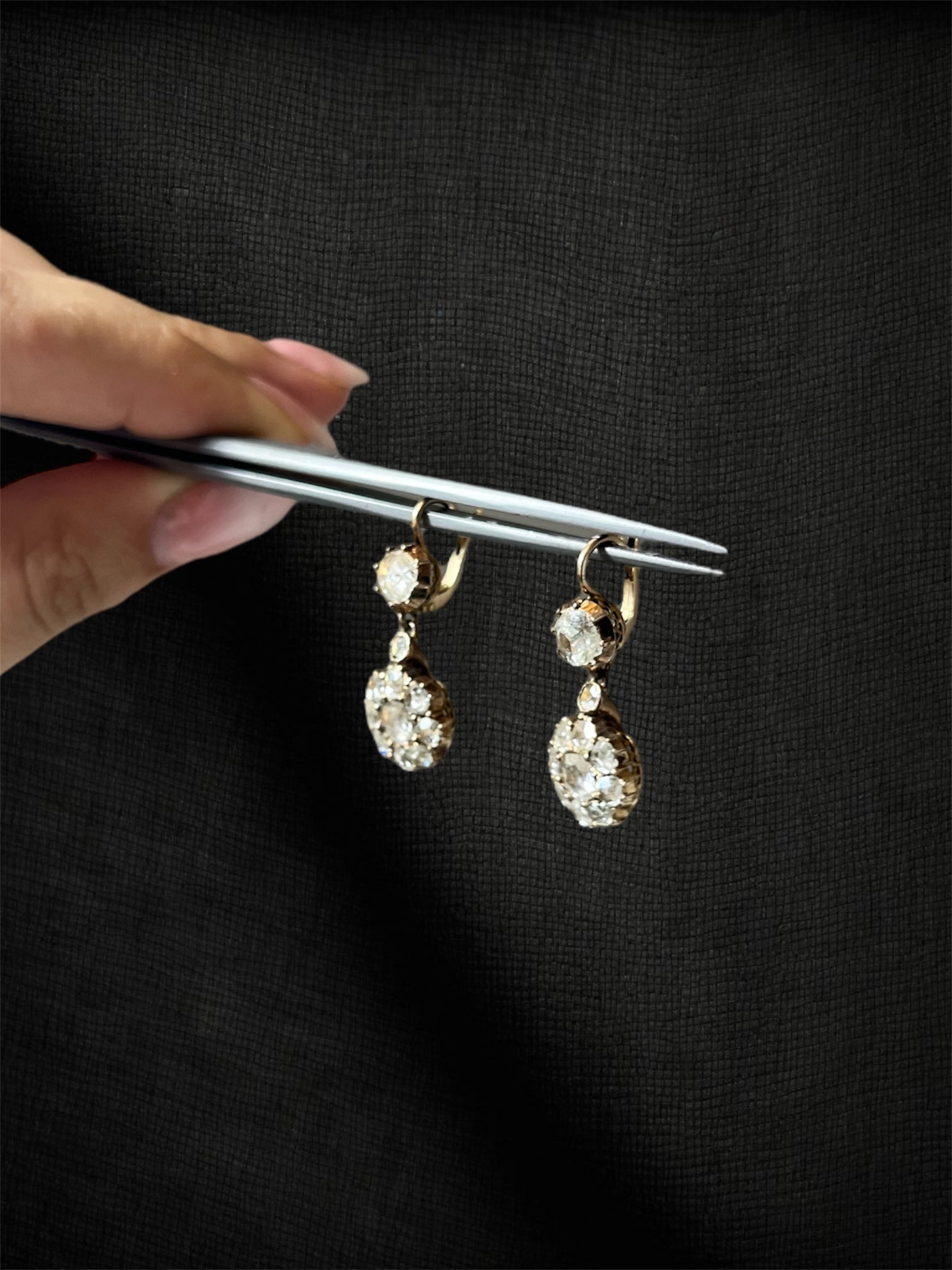 Orecchini con diamanti “Tocco di Luce”
